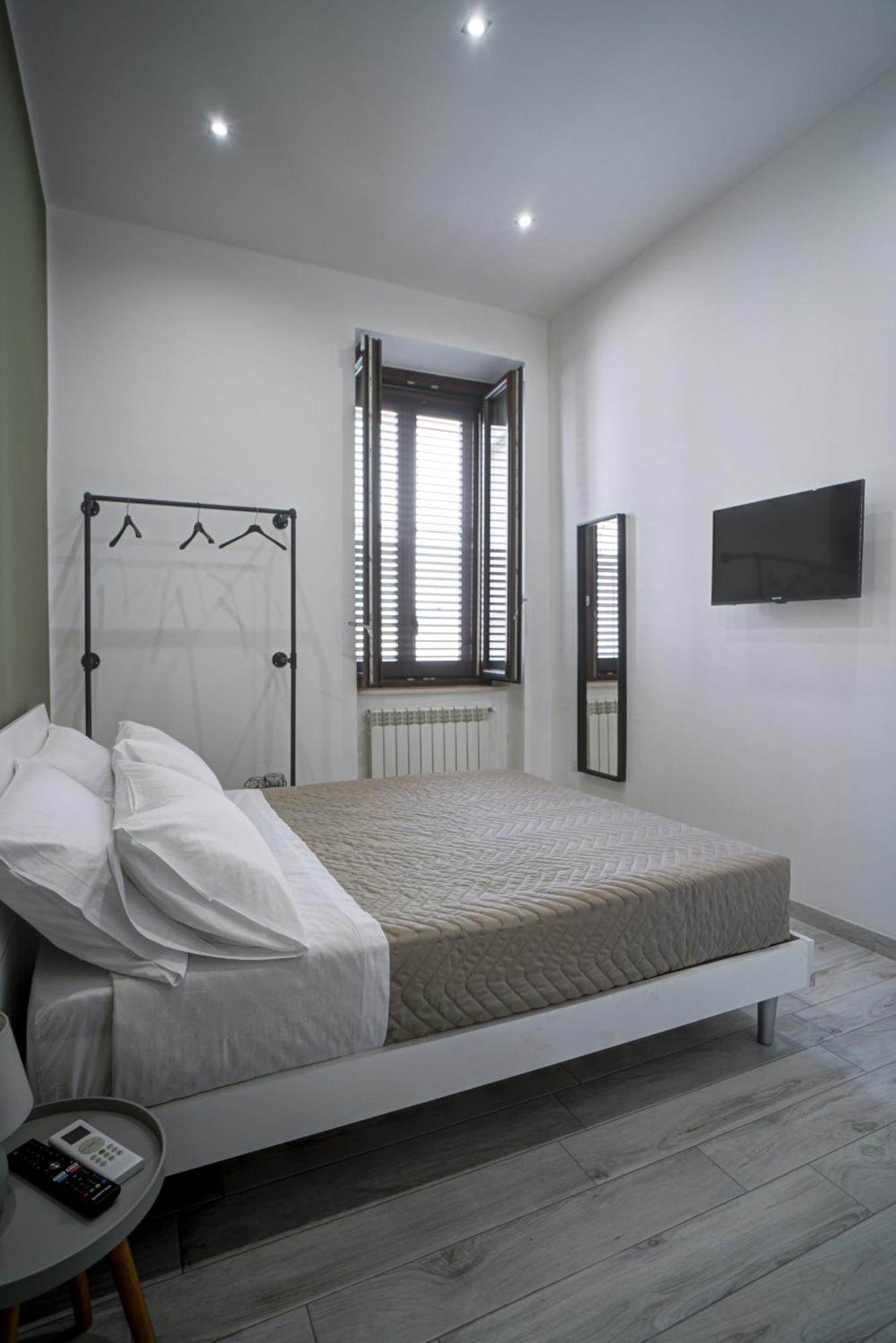 Alivi Indipendent Apartment Brindisi Exterior photo